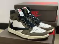 chaussures air jordan 1 mid de black logo green white